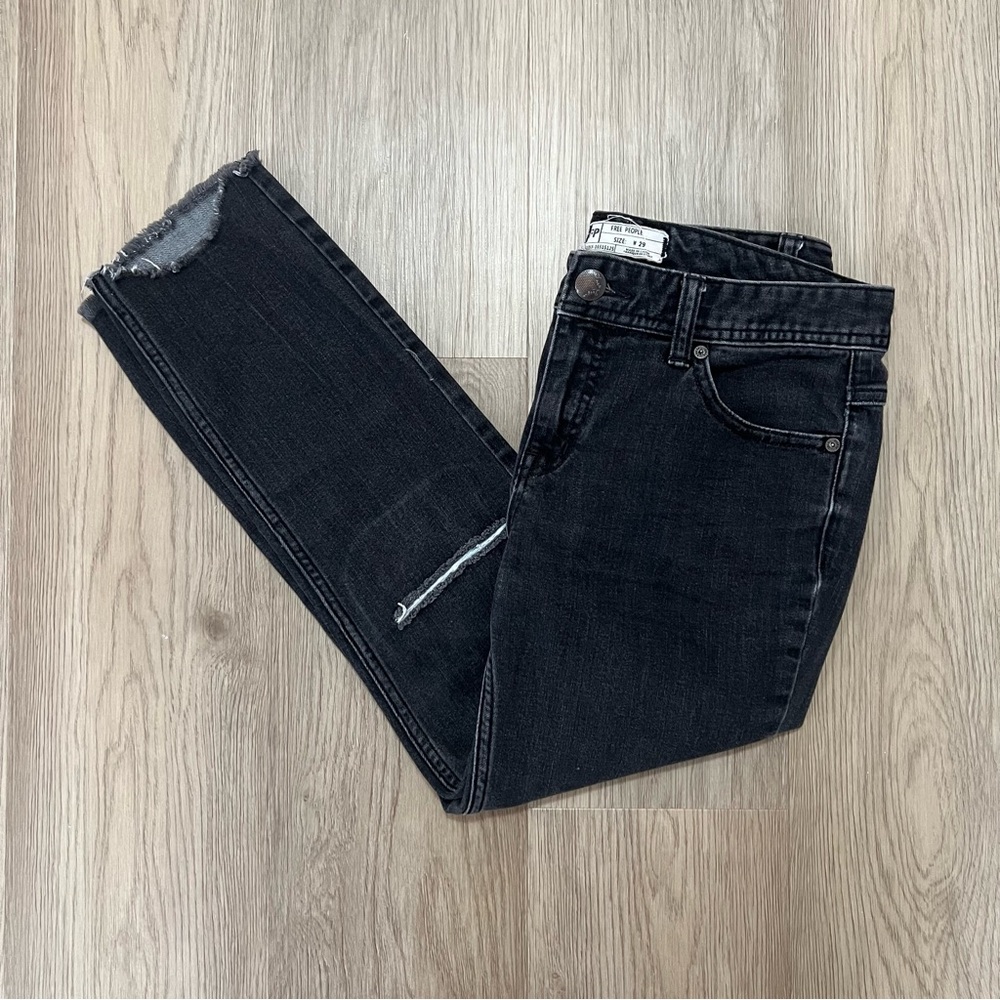 Free People Black Distressed Raw Hem Skinny Jeans Size W29